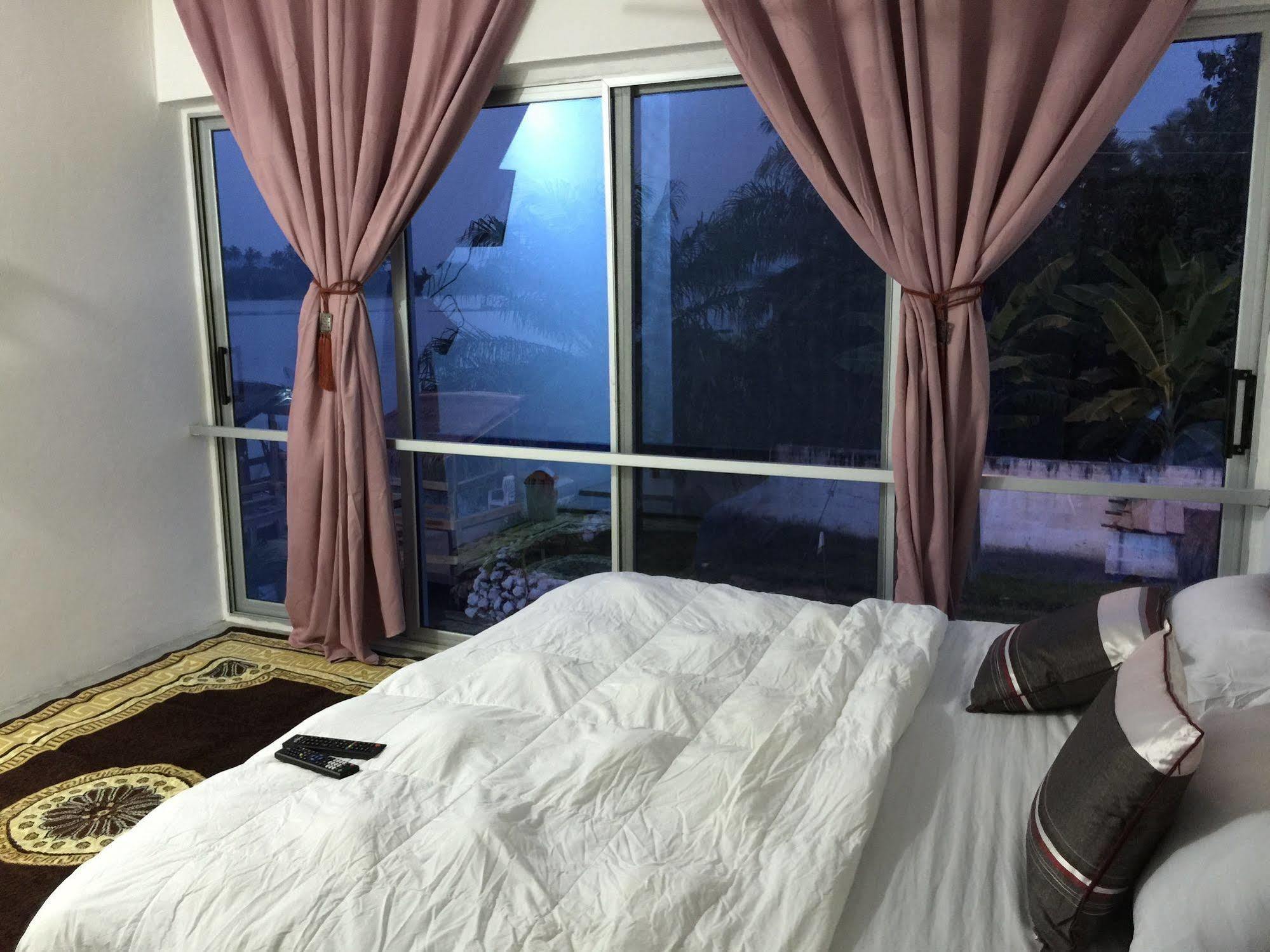 Volta Hotel Akosombo Bagian luar foto