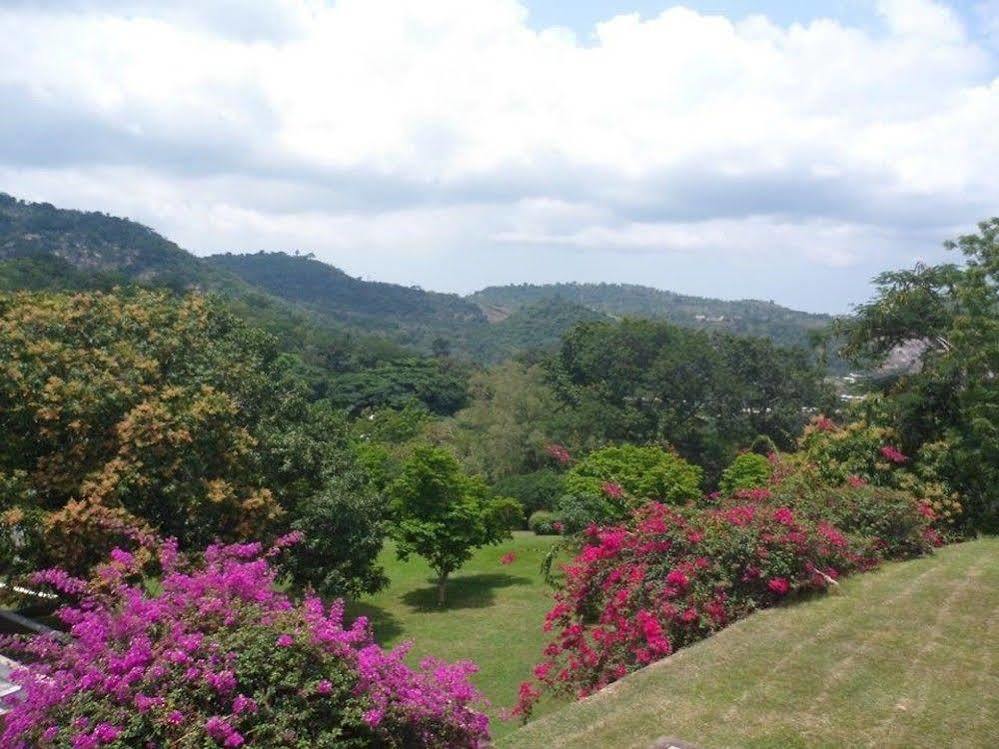Volta Hotel Akosombo Bagian luar foto